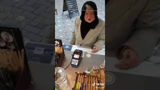 Они что, совсем уже?